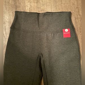 NWT Spanx Women’s Leggings in grey